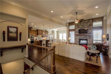 9645 Carbondale St, Lenexa, KS 66227 - photo 3