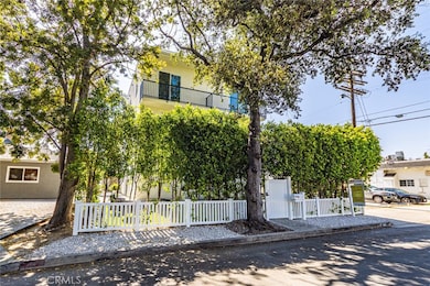 4445 Auckland Ave, Los Angeles, CA 91602 - photo 2