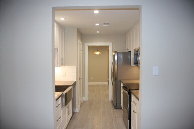10396 Briar Forest Dr unit 33/6, Houston, TX 77042 - photo 4
