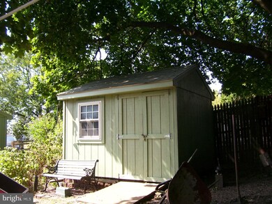 123 Elm St, Pottstown, PA 19464 - photo 3