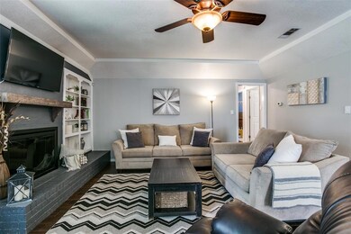 8233 Irish Dr, North Richland Hills, TX 76180 - photo 5