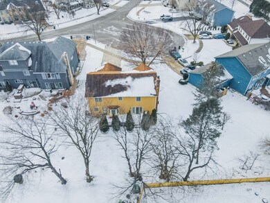 491 Quail Dr, Naperville, IL 60565 - photo 3