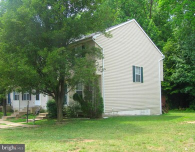 1302 Kings Crest Dr, Stafford, VA 22554 - photo 2