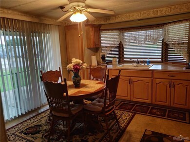 863 Clark St, Donna, TX 78537 - photo 4