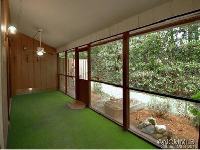 Screened back porch