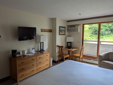 90 Loon Mountain Rd unit 950A, Lincoln, NH 03251 - photo 3