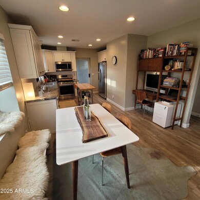 Dining/Kitchen