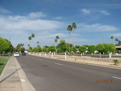 17808 N Del Webb Blvd, Sun City, AZ 85373 - photo 3