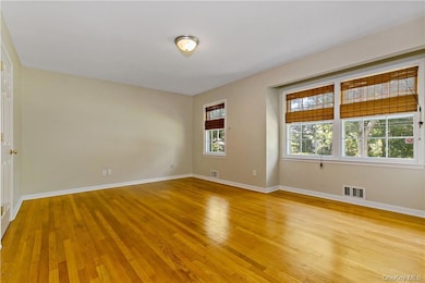 46 Hemlock Dr, Sleepy Hollow, NY 10591 - photo 6