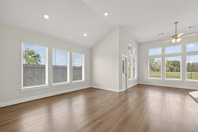 422 Wellshire Dr, West Columbia, TX 77486 - photo 7