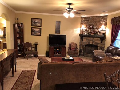 8101 S Hemlock Ave, Broken Arrow, OK 74011 - photo 5