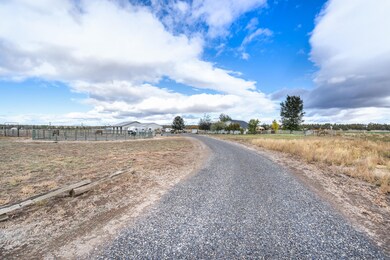 2021_09_28_7707_nw_eagle_dr_rdm-38