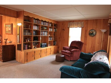 33 Borough Rd, Concord, NH 03303 - photo 4