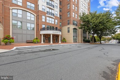 Harbor View Condominiums unit 714, Woodbridge, VA 22191 - photo 2