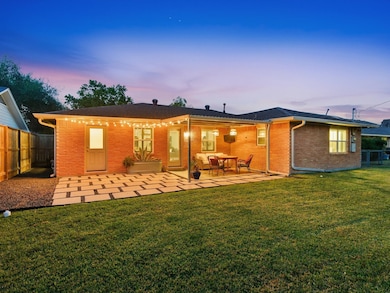 1606 Tannehill Dr, Houston, TX 77008 - photo 4