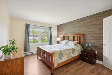 16 Somerset unit A16, Freeport, ME 04032 - photo 3