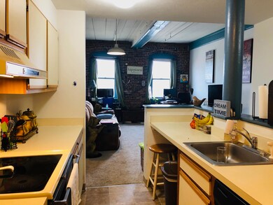 Island Terrace unit 313, Saco, ME 04072 - photo 2