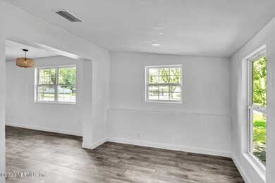 3645 Macgregor Dr, Jacksonville, FL 32210 - photo 4