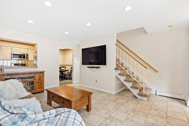 32 Croft Ct, Staten Island, NY 10306 - photo 4