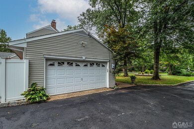 550 Blue Ridge Ave, Piscataway, NJ 08854 - photo 5