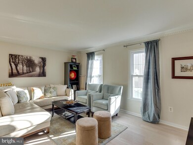 13142 Rounding Run Cir, Herndon, VA 20171 - photo 7