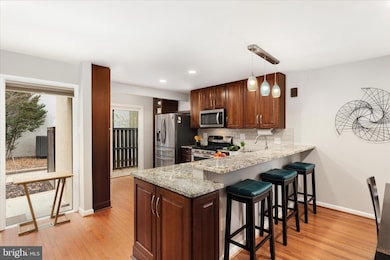 11608 Newbridge Ct, Reston, VA 20191 - photo 4