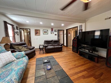 824 Portland St, Rochester, NH 03868 - photo 7