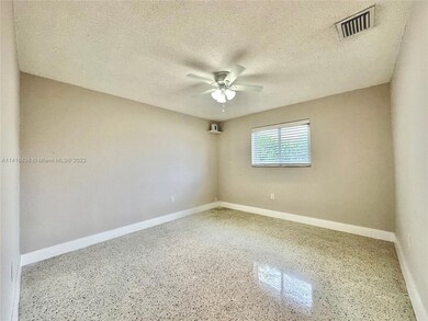 10303 NW 35th Place unit 10303, Miami, FL 33147 - photo 7