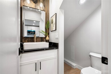 3054 Fairmount Ave SW, Seattle, WA 98116 - photo 7