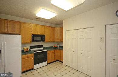 2503 Amber Orchard Ct W unit U204, Odenton, MD 21113 - photo 5