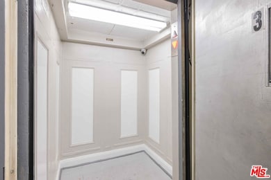 2629 W 8th St unit C (320), Los Angeles, CA 90057 - photo 7