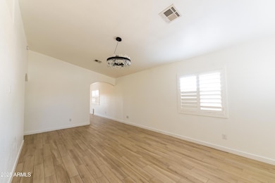 4724 N 73rd Ave, Phoenix, AZ 85033 - photo 2