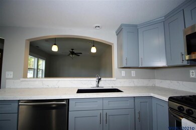 978 Cloverleaf Ln NE, Keizer, OR 97303 - photo 5