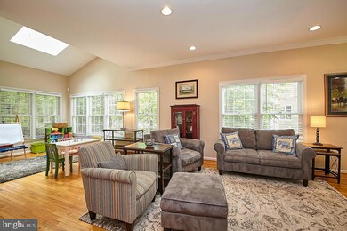 11409 Heritage Oak Ct, Reston, VA 20194 - photo 5