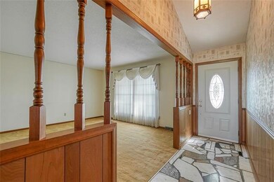 5904 Bell Rd, Shawnee, KS 66217 - photo 7