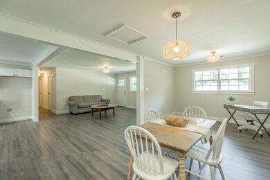212 Robert E Lee St. HD-21