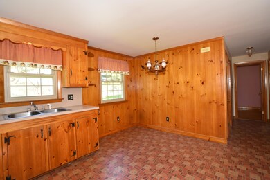 498 E Elm St, Yarmouth, ME 04096 - photo 6