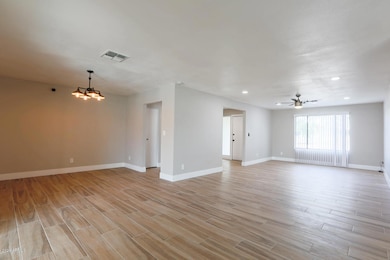 1817 E Alameda Dr, Tempe, AZ 85282 - photo 6