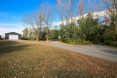 18218 Baldwin Ct, Lester Prairie, MN 55354 - photo 4