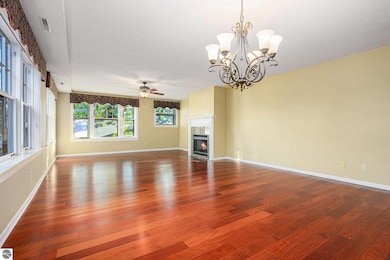 Marlborough unit 105, Kalamazoo, MI 49007 - photo 7