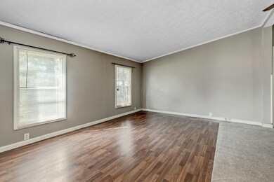5-DiningRoom