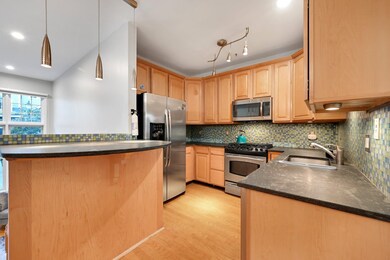 319 Midland Ct unit 319, West New York, NJ 07093 - photo 7