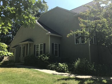 15 Connemara Ct, Saratoga Springs, NY 12866 - photo 2