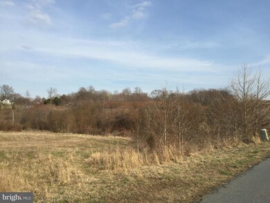 7615 Meadow Run Ln, Owings, MD 20736 - photo 3