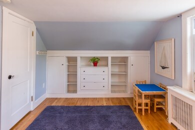 618 Dennett St, Portsmouth, NH 03801 - photo 4