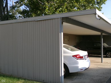 2623 Country Estates Dr unit 13, Indianapolis, IN 46227 - photo 3