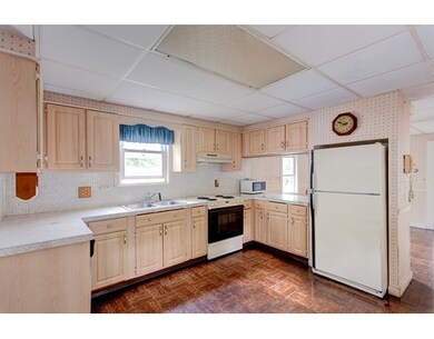 291 Summer St, Barre, MA 01005 - photo 2