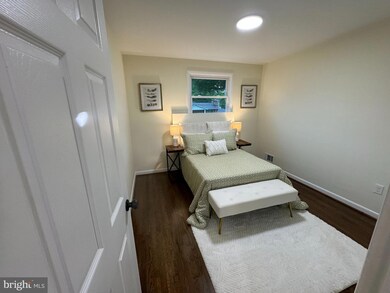 4013 Beachcraft Ct, Temple Hills, MD 20748 - photo 5