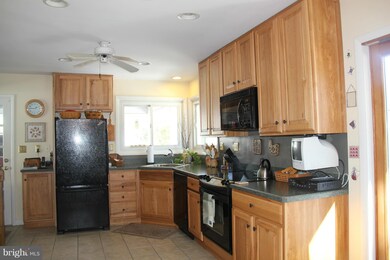 9909 Evergreen Ave, Columbia, MD 21046 - photo 5