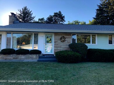 1107 W Thomas L Pkwy, Lansing, MI 48917 - photo 2